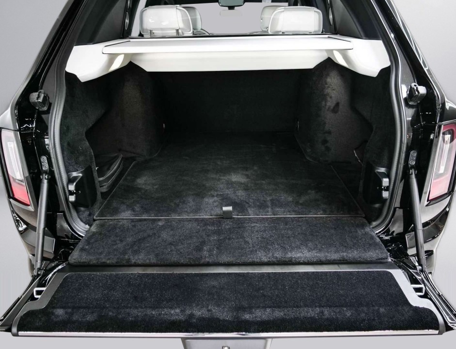 Rolls-Royce Cullinan - foto 32