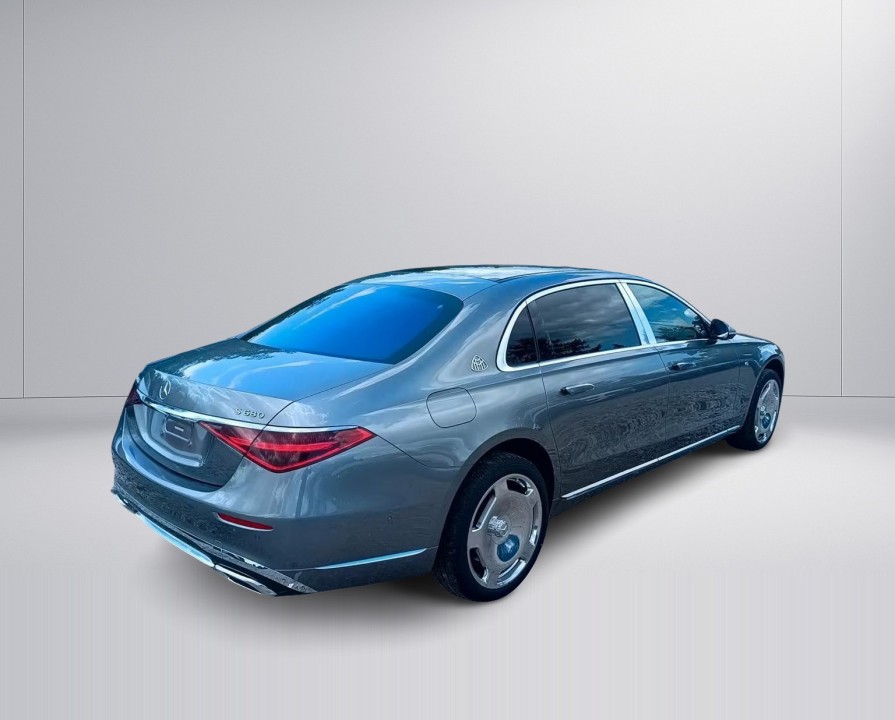 Mercedes-Benz S 680 Maybach (3)