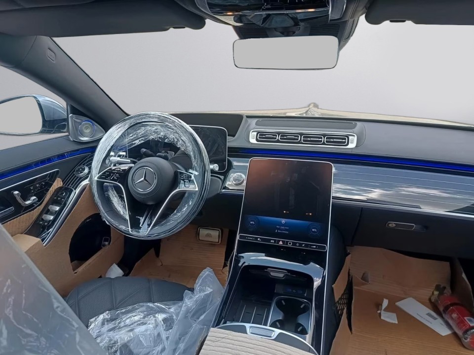 Mercedes-Benz S 680 Maybach - foto 8