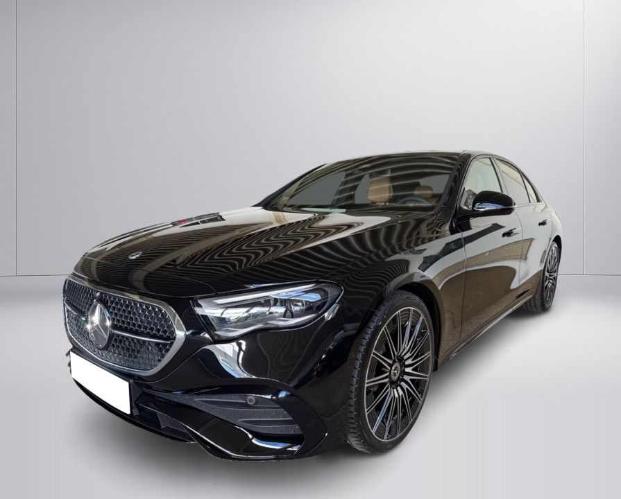 Mercedes-Benz E 220d 4MATIC AMG (2)