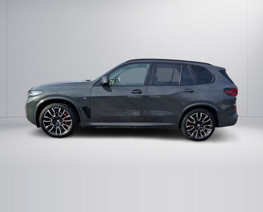 BMW X5 xDrive40d M-Sport (2)
