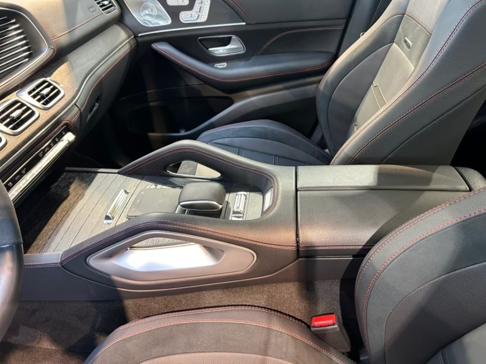 Mercedes-Benz GLE 53 AMG 4MATIC+ - foto 10