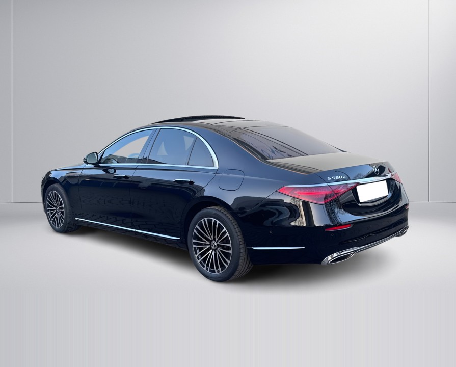 Mercedes-Benz S 580e (3)