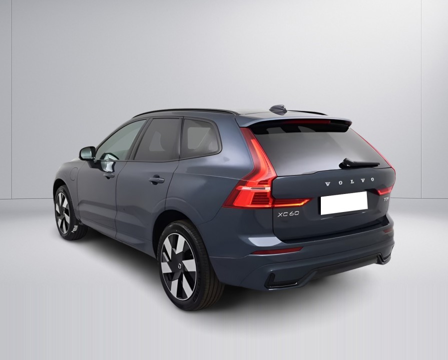 Volvo XC 60 T8 Plus Dark (5)