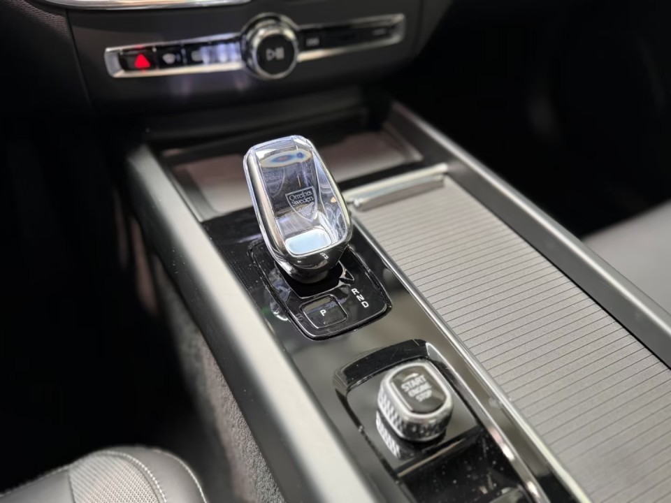 Volvo XC 60 B5 AWD Plus Black Edition - foto 20