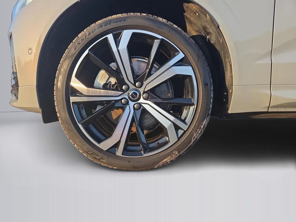 Volvo XC 60 T8 AWD Recharge Plus Dark - foto 16