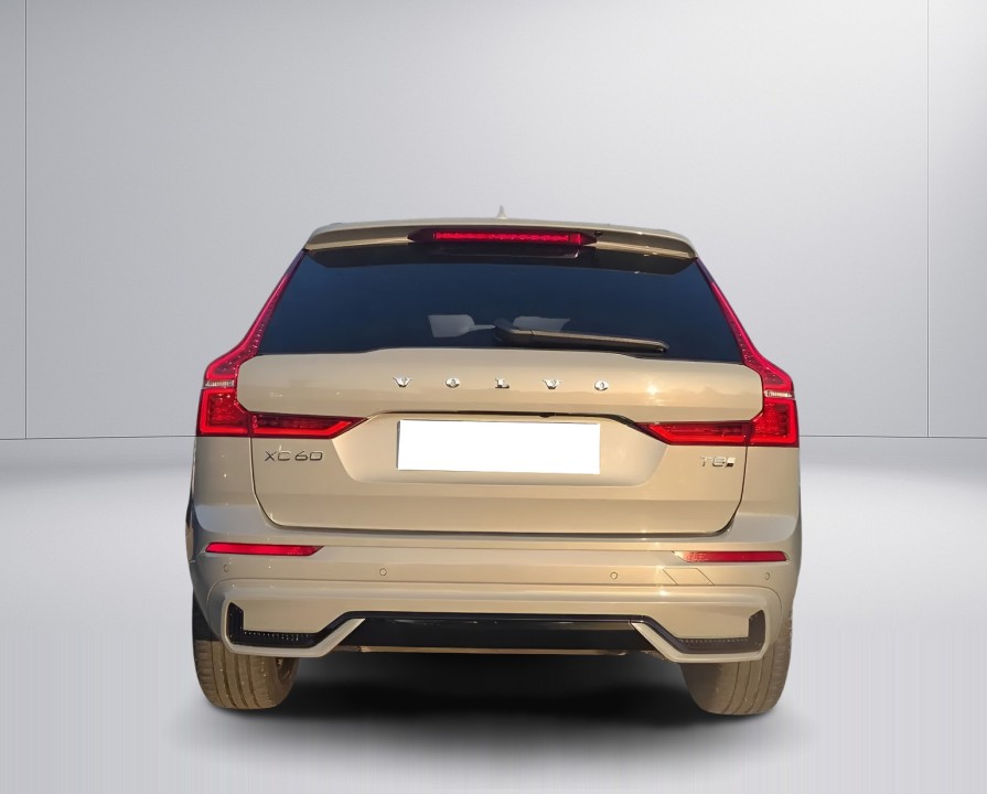 Volvo XC 60 T8 AWD Recharge Plus Dark (4)