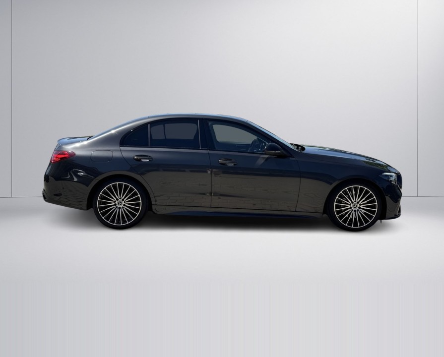 Mercedes-Benz C 300 4MATIC (2)
