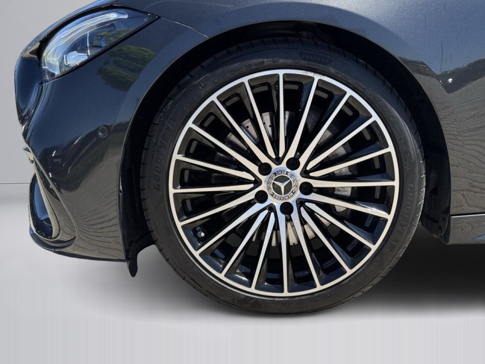 Mercedes-Benz C 300 4MATIC - foto 25