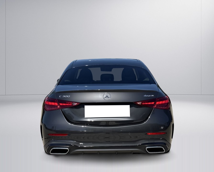 Mercedes-Benz C 300 4MATIC (4)
