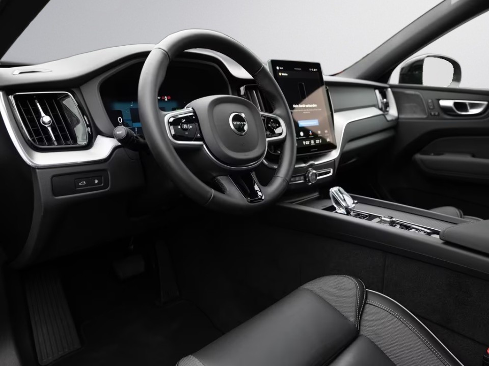 Volvo XC 60 T8 Plus Black Edition Recharge - foto 25
