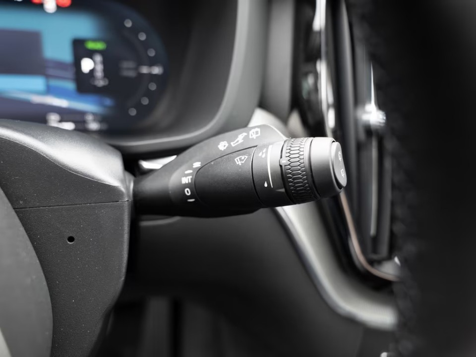 Volvo XC 60 T8 Plus Black Edition Recharge - foto 33