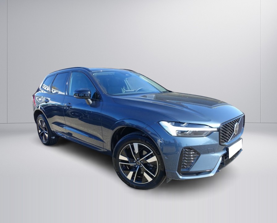 Volvo XC 60 Plus Dark B5