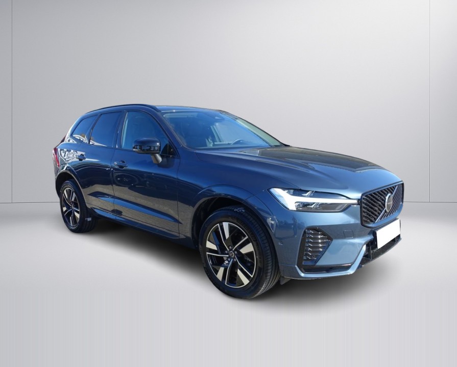 Volvo XC 60 Plus Dark B5 (2)