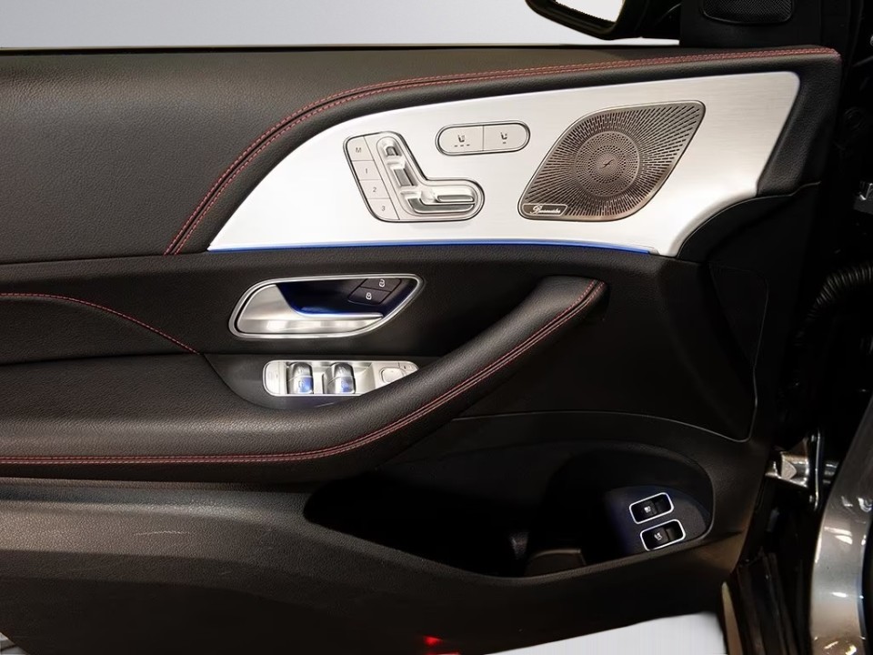 Mercedes-Benz GLE 53 AMG - foto 13