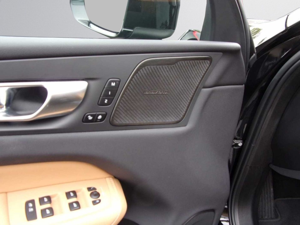 Volvo XC 60 T8 Inscription Recharge - foto 14