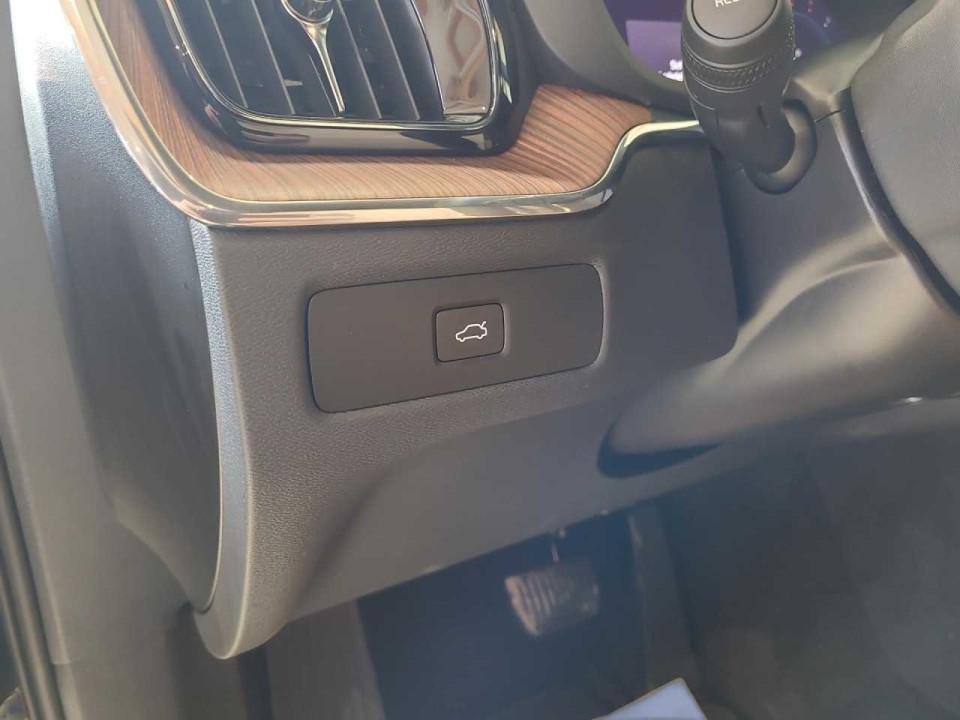Volvo XC 60 - foto 8
