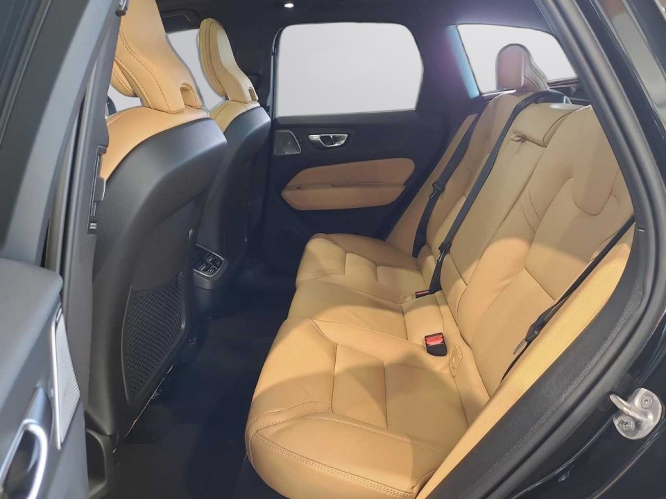 Volvo XC 60 - foto 9