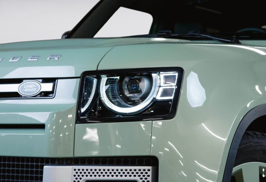 Land Rover Defender 90 75th Limited Edition - foto 25