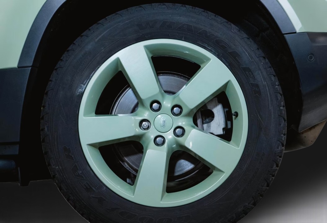 Land Rover Defender 90 75th Limited Edition - foto 29
