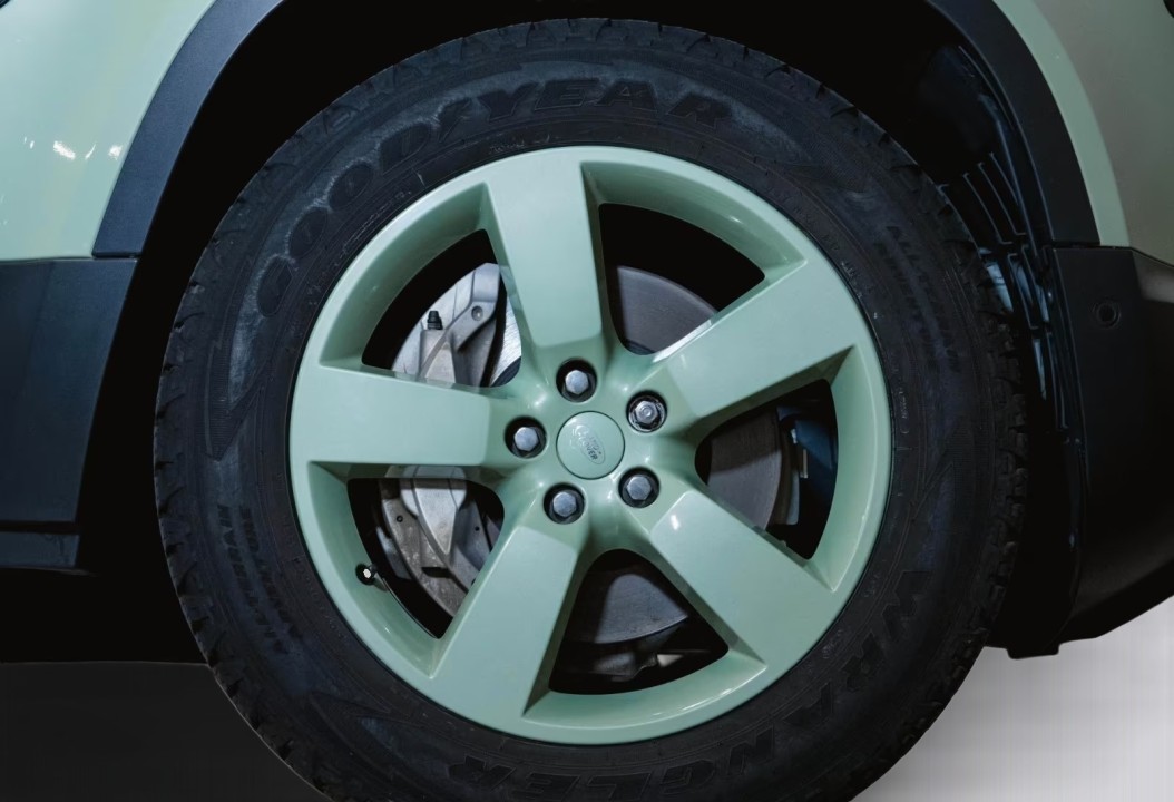 Land Rover Defender 90 75th Limited Edition - foto 30