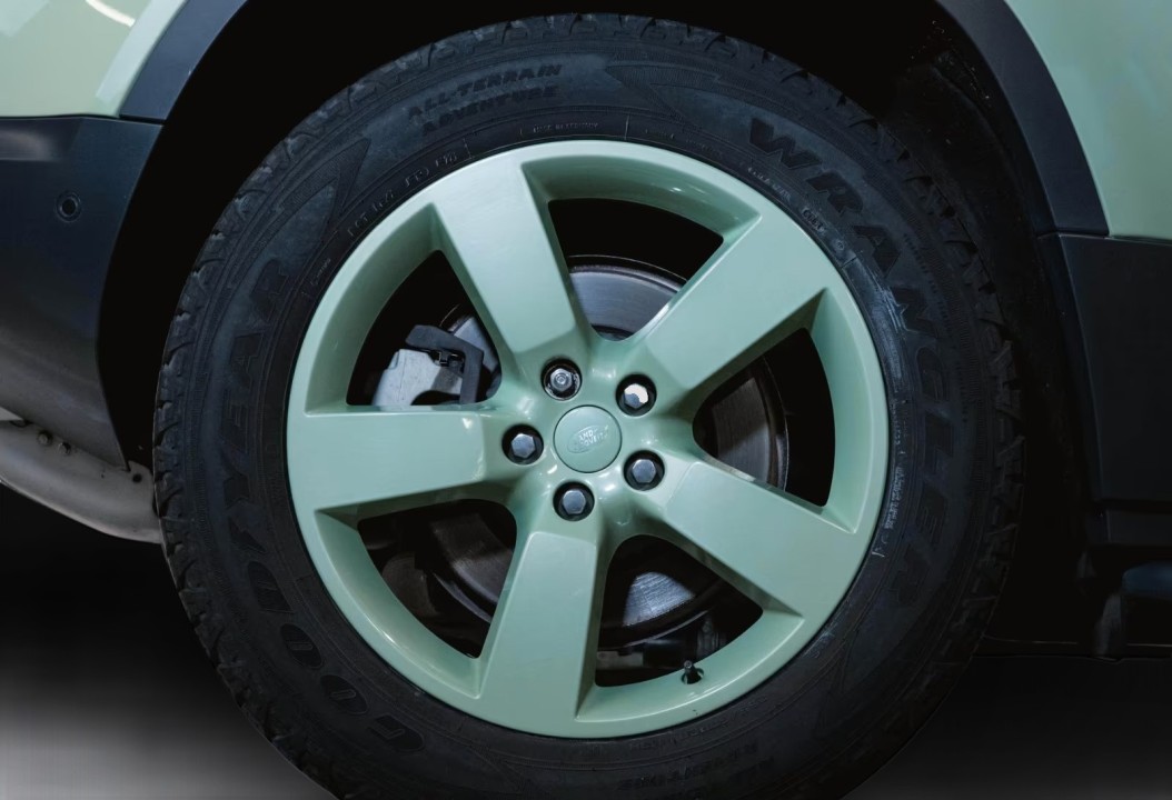 Land Rover Defender 90 75th Limited Edition - foto 31