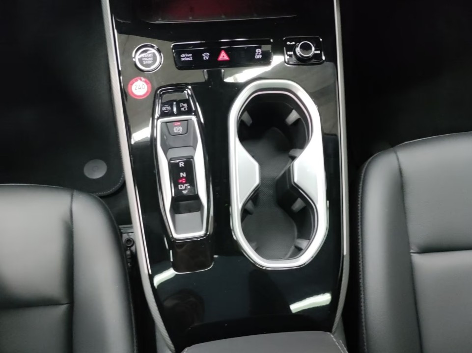 Audi A6 Avant e-Hybrid Quattro - foto 7