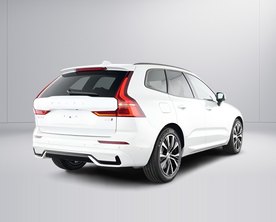 Volvo XC 60 Plus Dark B5 (4)