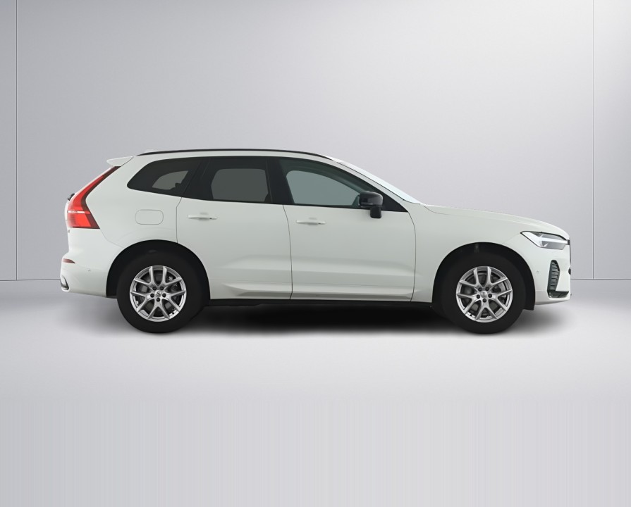 Volvo XC 60 Plus Dark B5 (2)