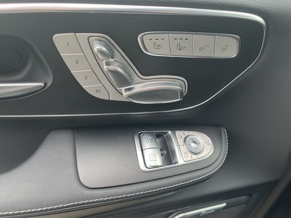 Mercedes-Benz V 300d EXCLUSIVE 4MATIC - foto 11