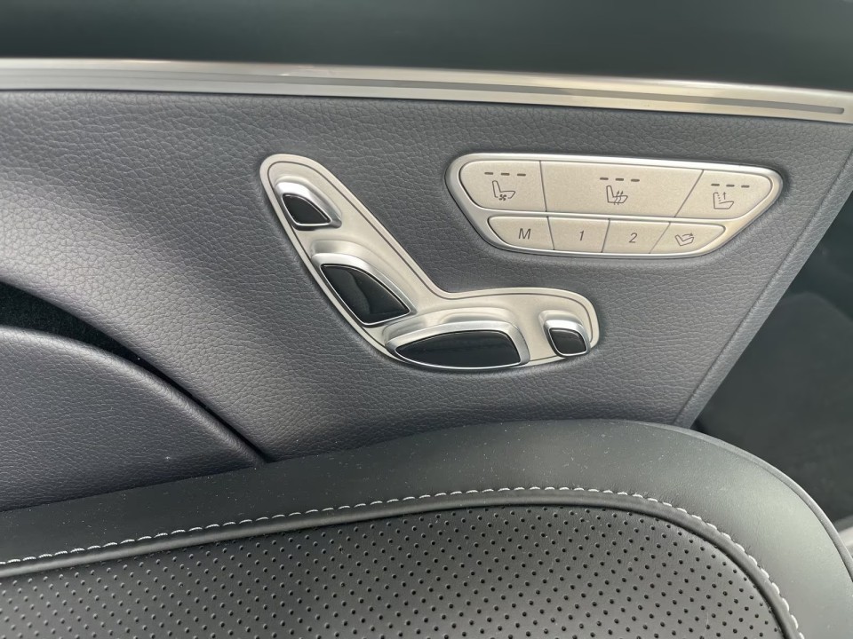 Mercedes-Benz V 300d EXCLUSIVE 4MATIC - foto 12