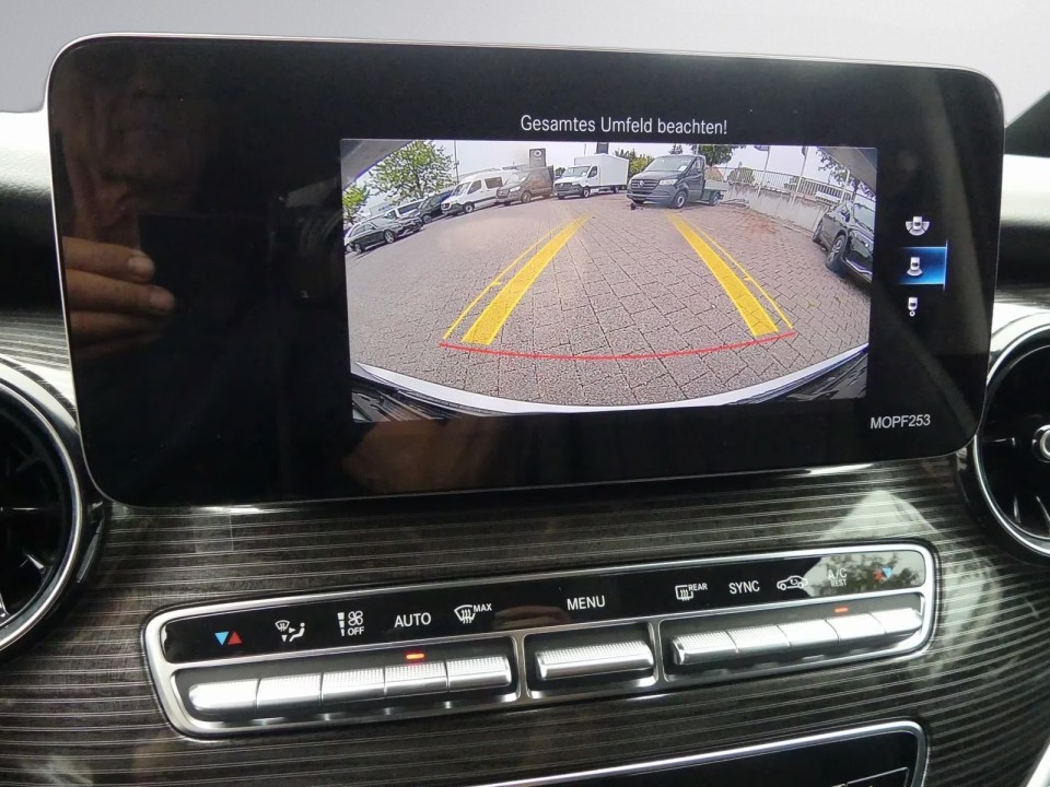 Mercedes-Benz V 250d 4MATIC - foto 9