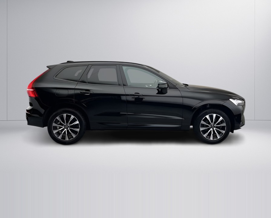 Volvo XC 60 B5 B AWD Plus Dark (2)