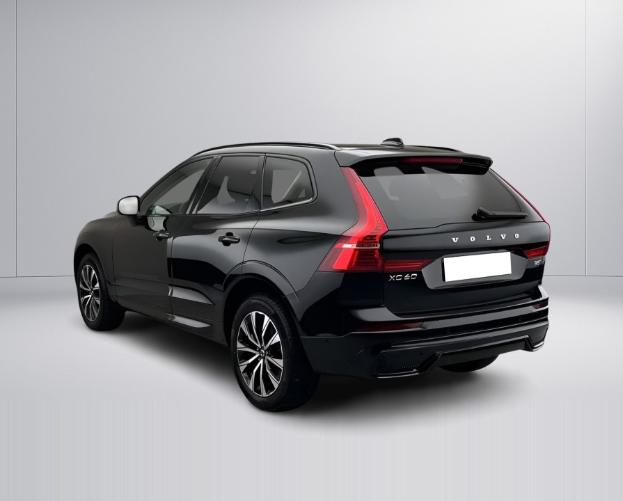 Volvo XC 60 B5 B AWD Plus Dark (5)