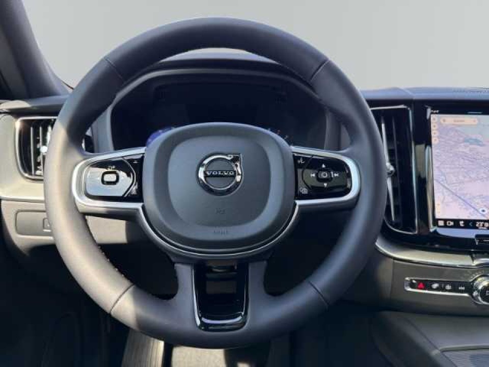 Volvo XC 60 - foto 11