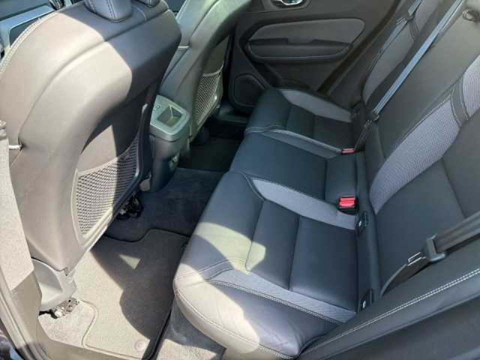 Volvo XC 60 - foto 8