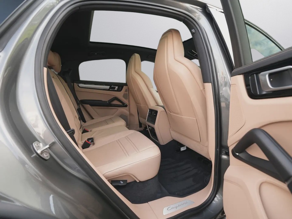 Porsche Cayenne Coupe E-Hybrid - foto 15