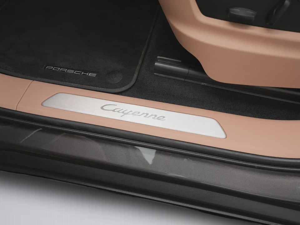 Porsche Cayenne Coupe E-Hybrid - foto 31