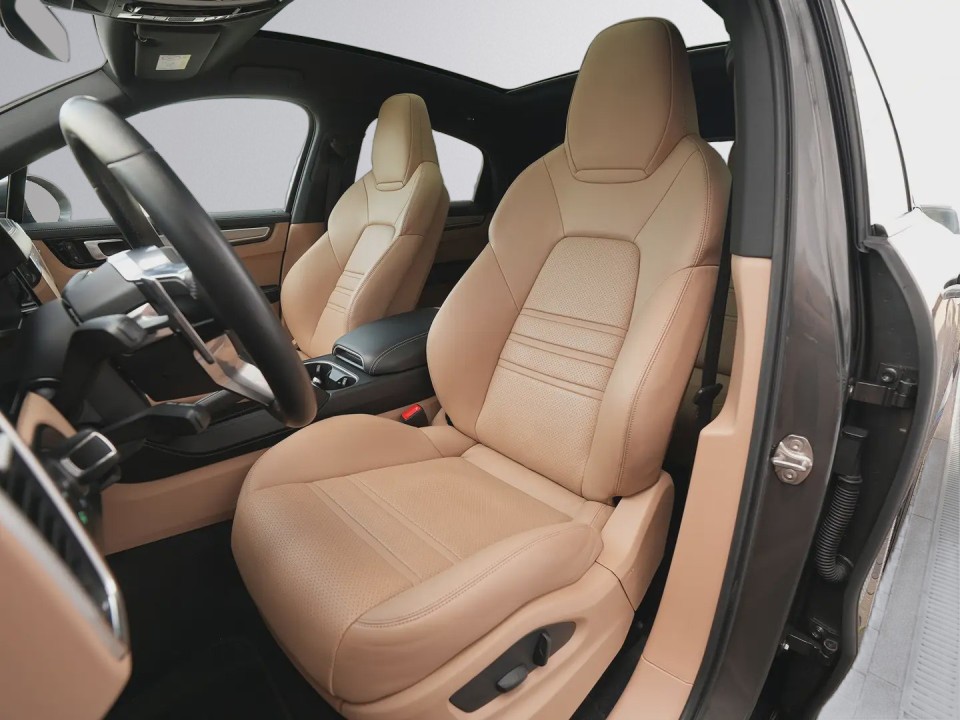 Porsche Cayenne Coupe E-Hybrid - foto 12
