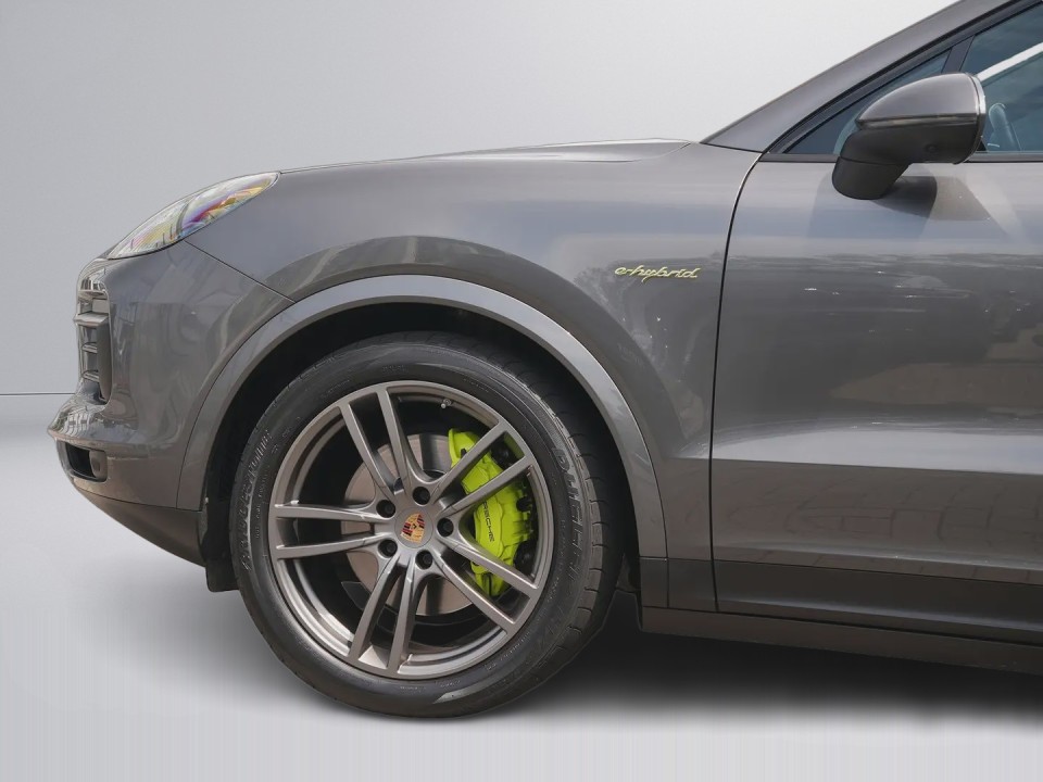 Porsche Cayenne Coupe E-Hybrid - foto 41