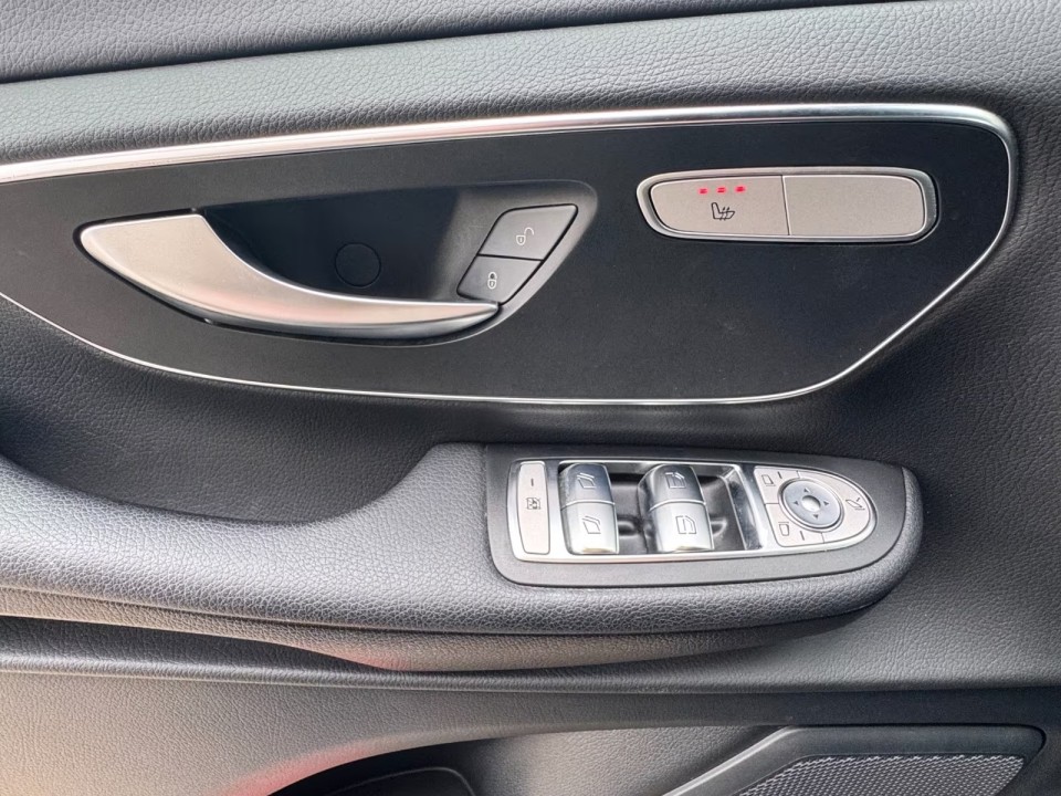 Mercedes-Benz V 250 4MATIC - foto 19