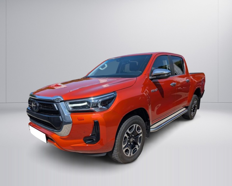 Toyota Hilux 2.8D (4)