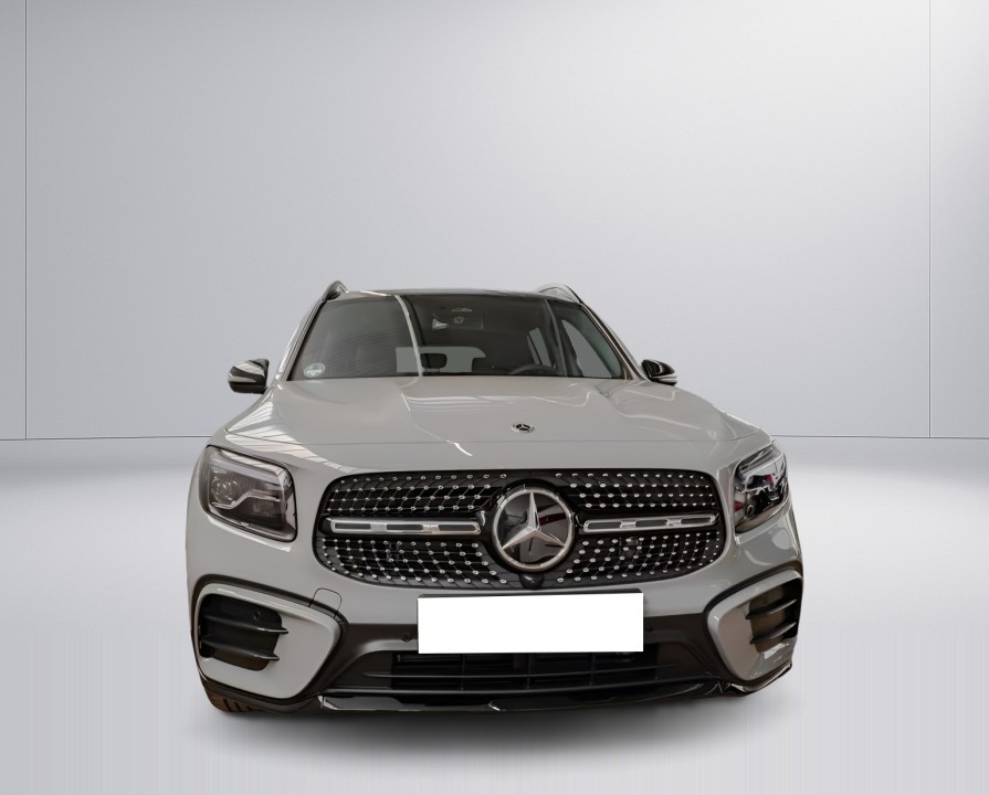 Mercedes-Benz GLB 220d 4MATIC AMG Line (2)