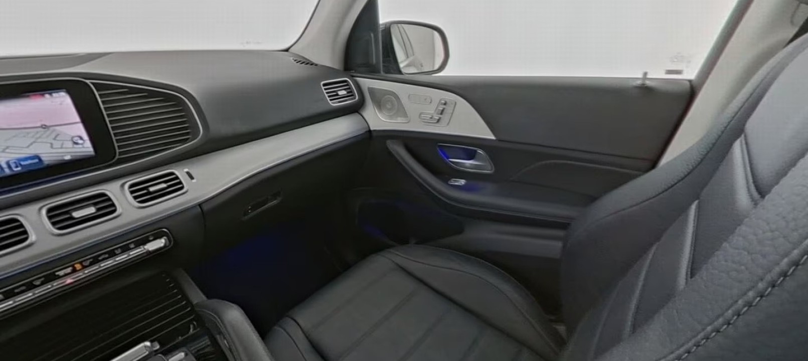 Mercedes-Benz GLE 400e 4MATIC - foto 18