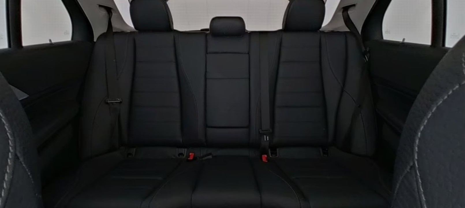 Mercedes-Benz GLE 400e 4MATIC - foto 17