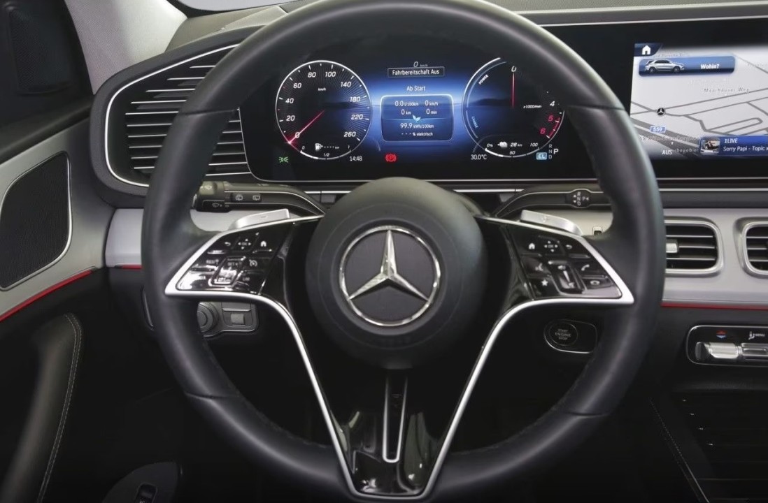 Mercedes-Benz GLE 350de 4MATIC - foto 7