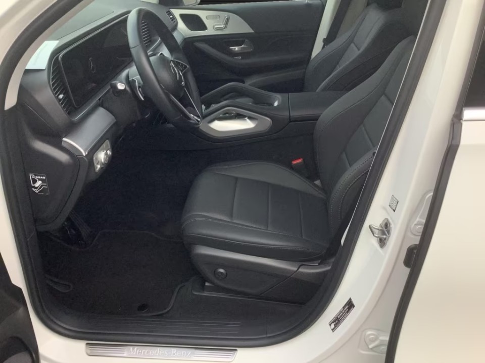 Mercedes-Benz GLE 300d 4MATIC - foto 8