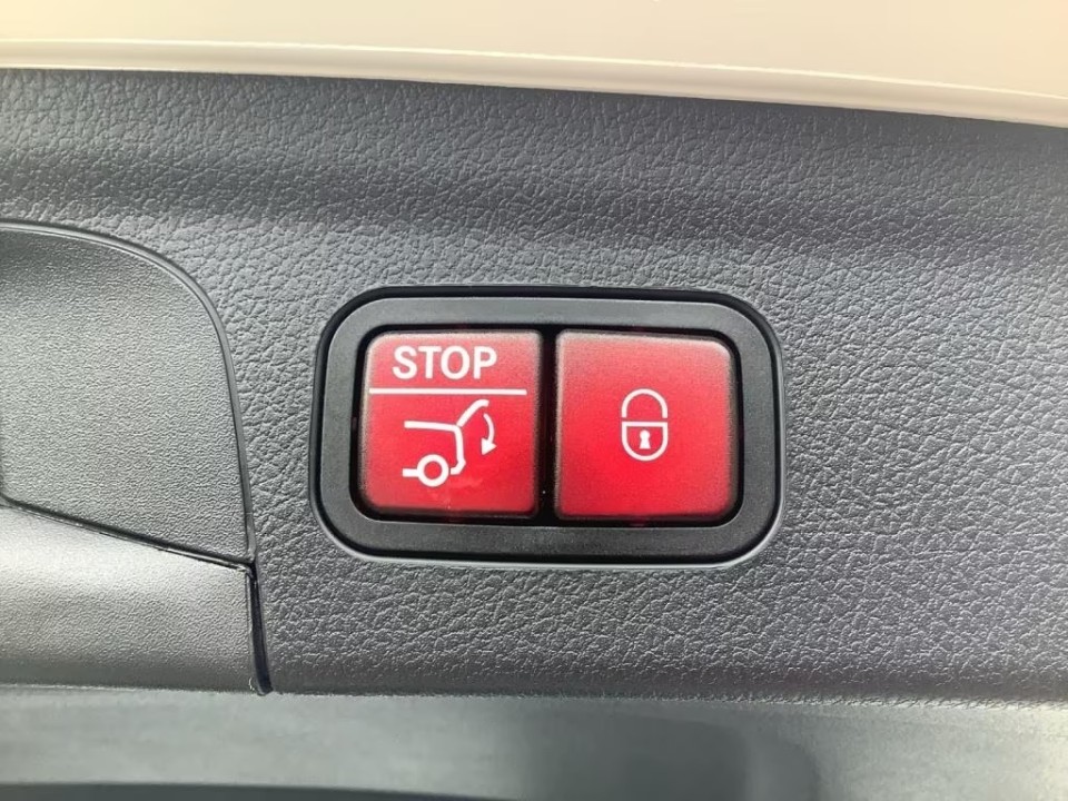 Mercedes-Benz GLE 300d 4MATIC - foto 16