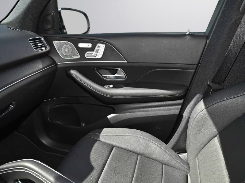 Mercedes-Benz GLE 350de 4MATIC - foto 17