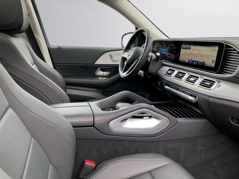 Mercedes-Benz GLE 300d 4MATIC - foto 8